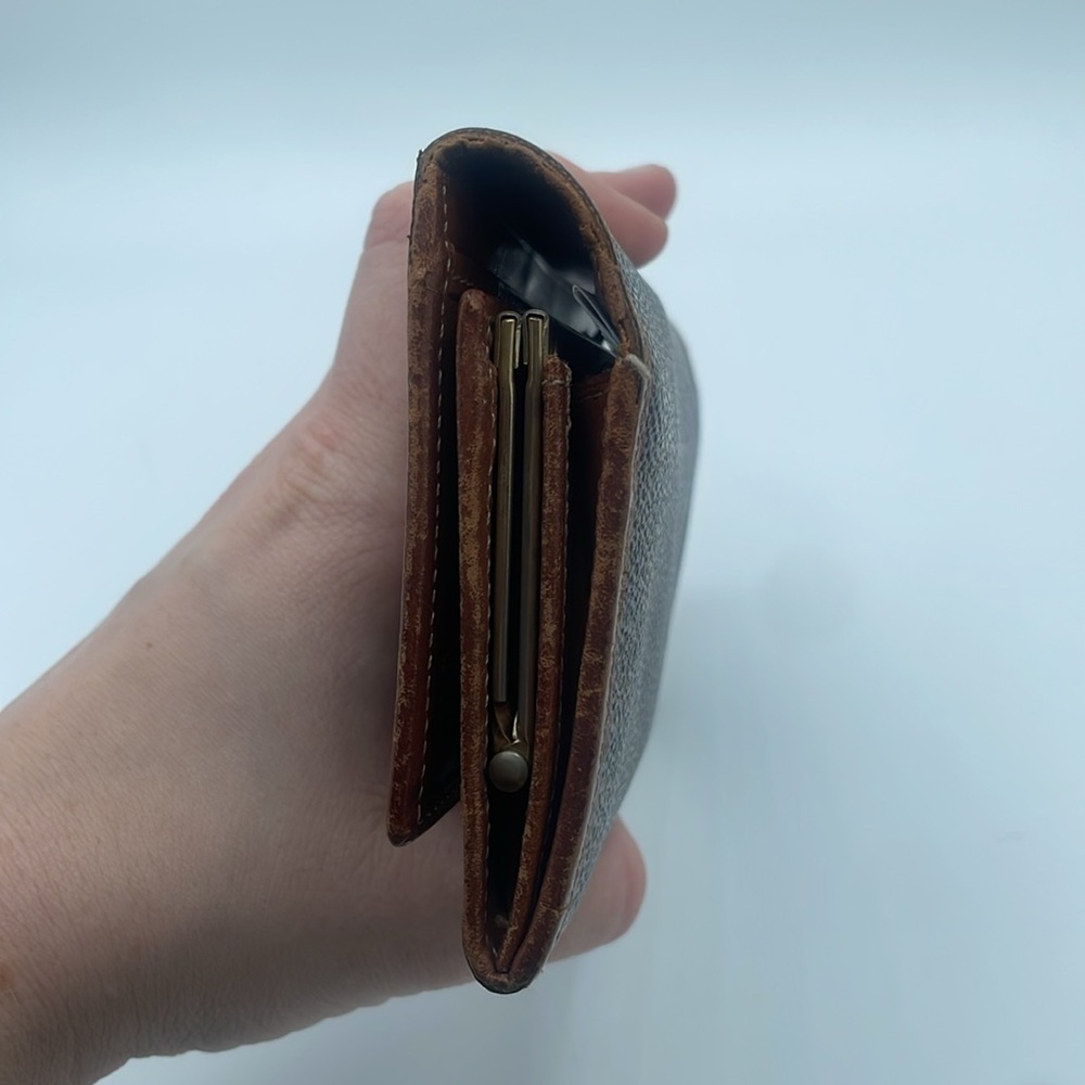 Celine Wallet - Picture 5 of 10